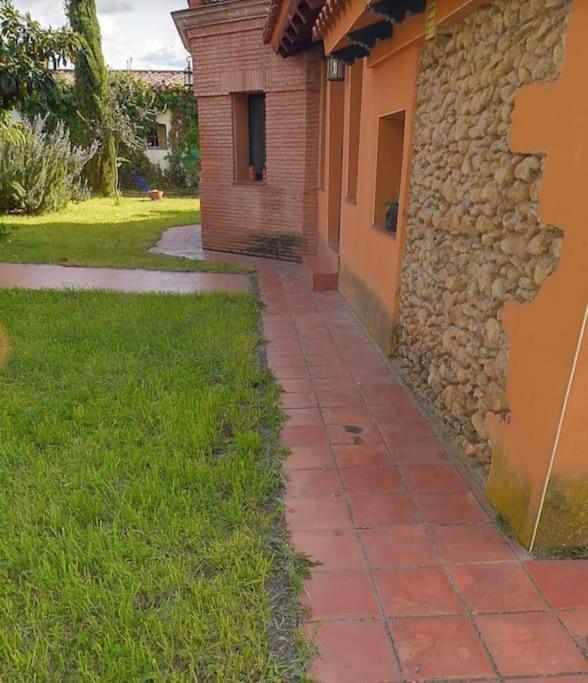 Granja De Cantarinas Ciudad Rodrigo Exterior photo